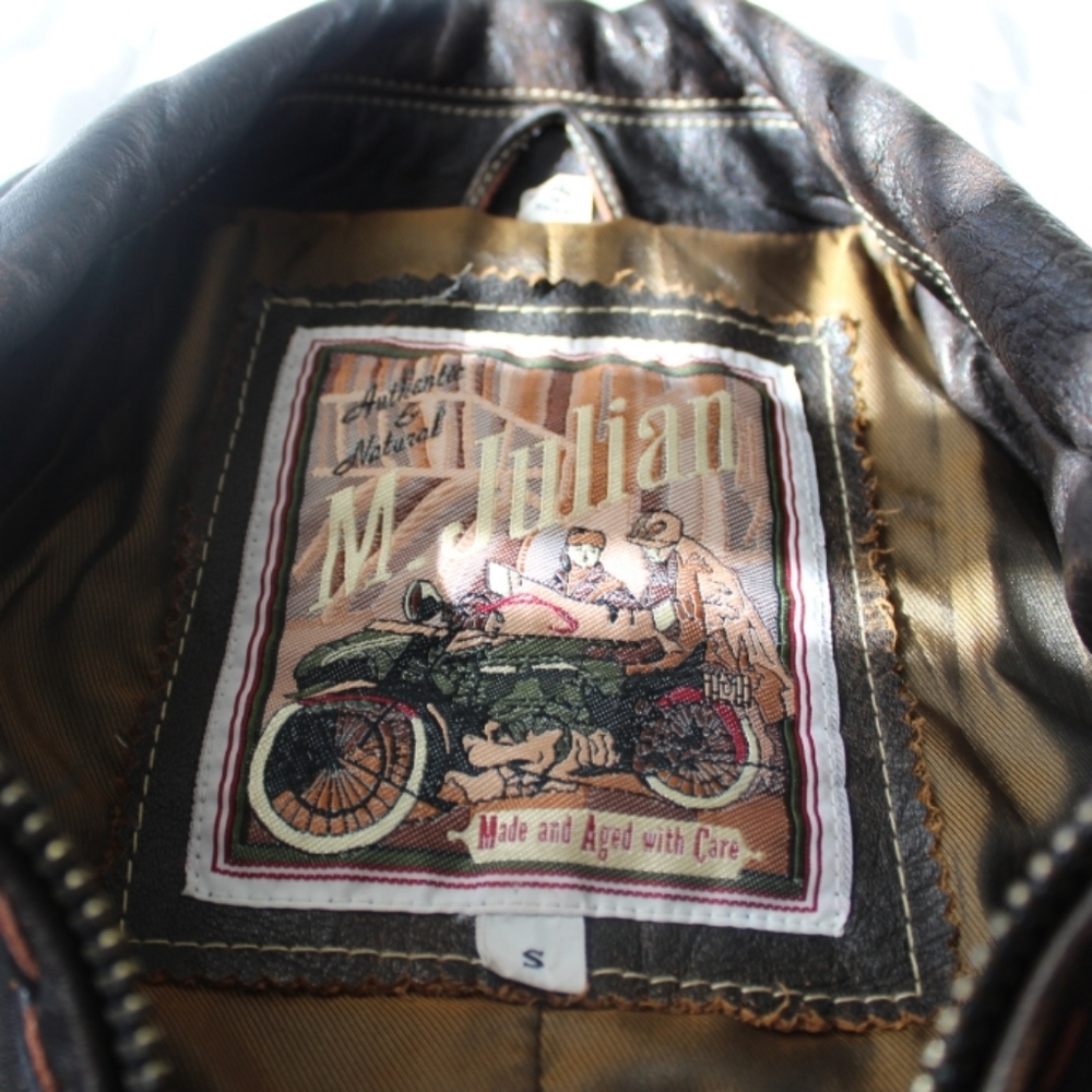 Mens Small Leather Jacket - Picture 2 of 4